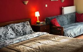 Alexandros Guesthouse